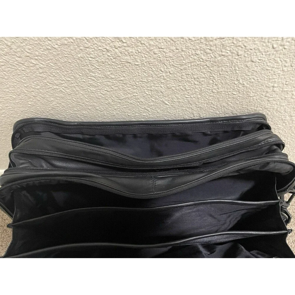 Tumi Executive Style Briefcase Laptop Carry Bag Soft genuine black Leather